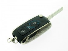 ben101-bentley-3-button-flip-remote-key-case-1347-600x451-w-40-middle